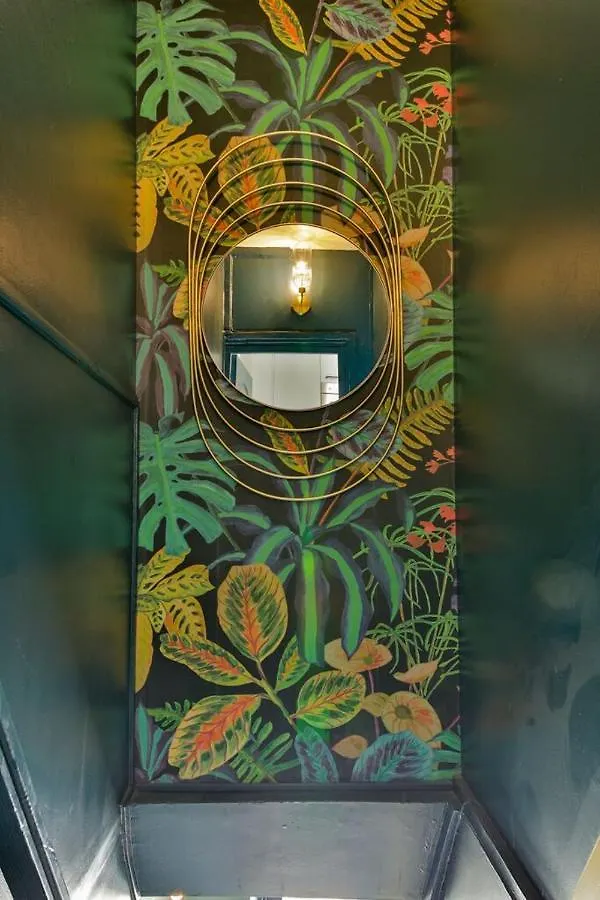 Apartment Independant Flat Pro Canal St Martin&train Station Paris